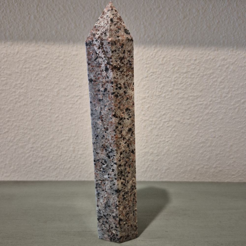 Natural Yooperlite UV Crystal Obelisk Tower #1 New - Picture 5 of 10